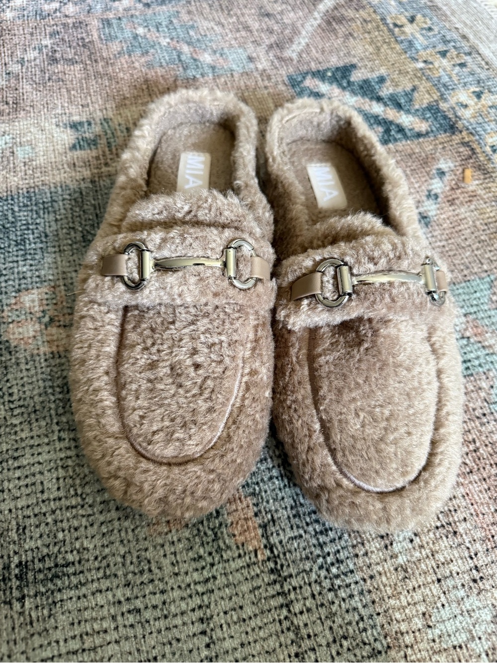 MIA Cocoa Faux Shearling Mule Slippers sz7